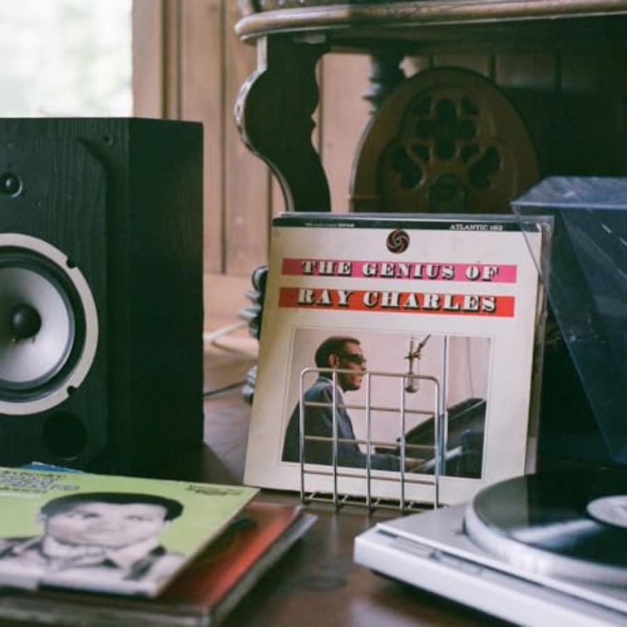 Churvy Record and Book Stand - – обзор и цена Magazine Holder Rack